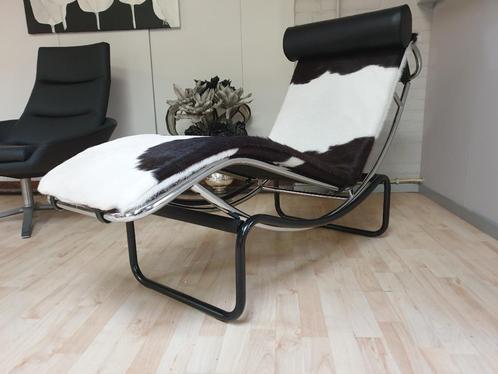 Relax - Lig fauteuil Refurbished en hierdoor in nieuwstaat, Huis en Inrichting, Fauteuils, Nieuw, Leer, Metaal, 50 tot 75 cm, 150 cm of meer