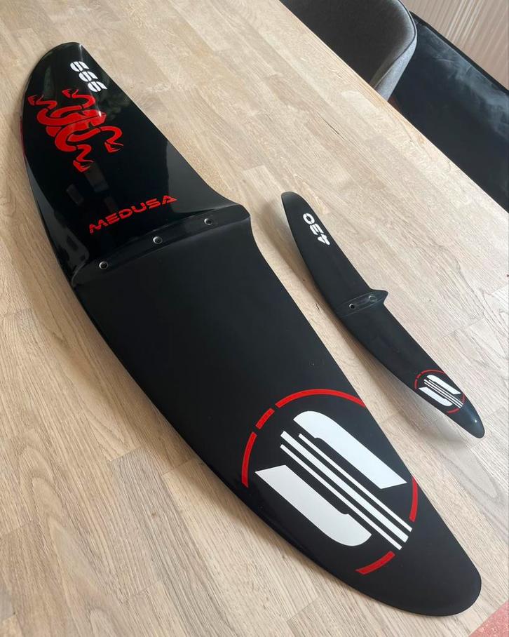 Sabfoil Medusa 999 & Gullwing 430 set en los te koop, Watersport en Boten, Wingsurfen, Zo goed als nieuw, Wingsurf-wing, Ophalen of Verzenden