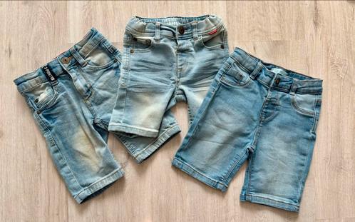 Korte spijkerbroeken lichtblauw denim short jeans 3 stuks 92, Kinderen en Baby's, Kinderkleding | Maat 92, Zo goed als nieuw, Jongen of Meisje