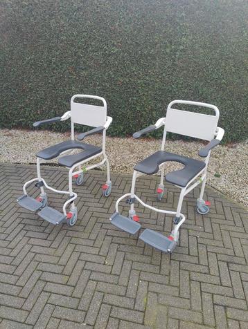 Linido douche toiletstoel verrijdbaar beremd armleggers beschikbaar voor biedingen