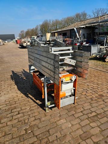 Geda 250 comfort ladderlift 12 mtr met knikstuk beschikbaar voor biedingen