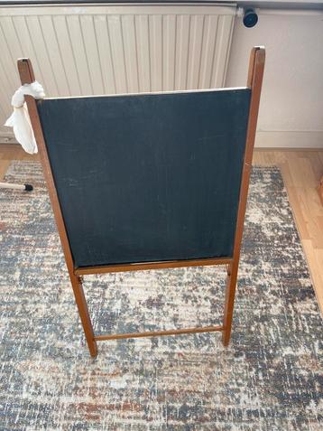Krijtbord retro beschikbaar voor biedingen