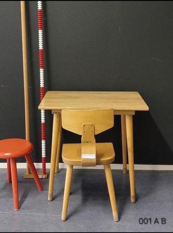 Vintage Schilte Schoolset - schooltafeltje & schoolstoeltje beschikbaar voor biedingen