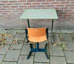 SCHOOLTAFELTJE,Stoeltje,1970,kind,lagere School,Retro,school, Antiek en Kunst, Curiosa en Brocante, Ophalen
