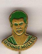 Speldje BENNIE MULLER AJAX GROEN (A8), Verzamelen, Speldjes, Pins en Buttons, Verzenden, Gebruikt, Overige onderwerpen