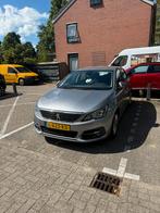 Peugeot 308 1.2 Puretech 110pk S&S 2021 Grijs, Auto's, Voorwielaandrijving, Origineel Nederlands, Handgeschakeld, Particulier