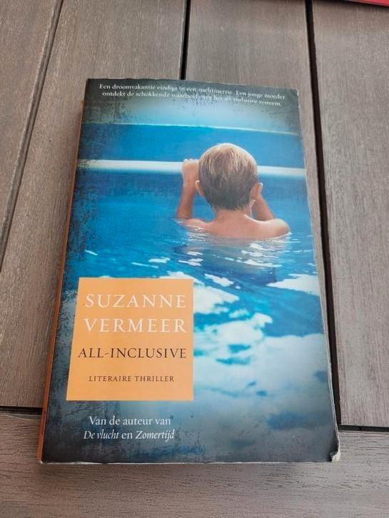Suzanne Vermeer - All inclusive, Boeken, Thrillers, Zo goed als nieuw, Ophalen of Verzenden