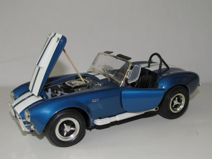 Shelby Cobra 427.Ertl mint geen ovp., Hobby en Vrije tijd, Modelauto's | 1:18, Nieuw, Auto, ERTL, Ophalen of Verzenden