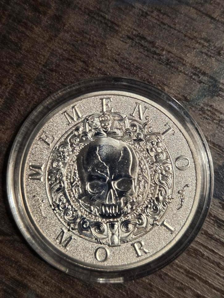 Zilverenkleurige Memento Mori Munt, Postzegels en Munten, Munten | Nederland, Losse munt, Overige waardes, Koningin Beatrix, Zilver