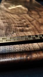 Luxe charcuterie serveerplank #4 (figured walnut). Design!, MrJD-WoodWorks, Info@mrjd-woodworks.com, Nieuw, Ophalen of Verzenden