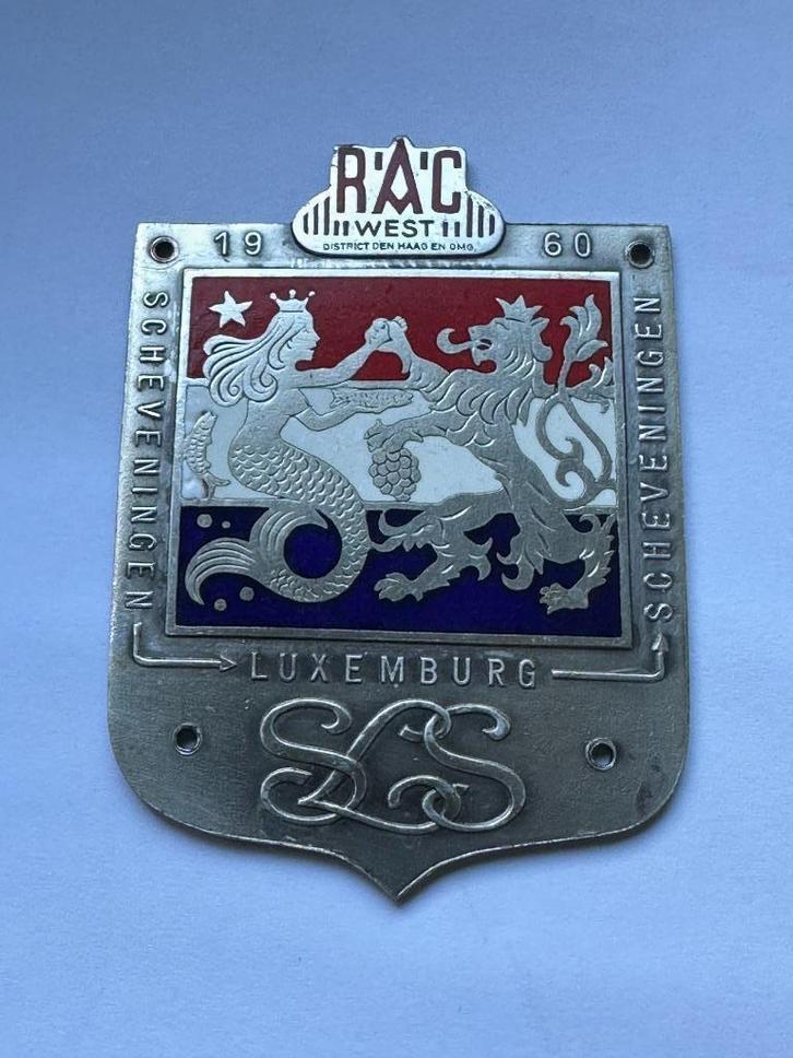 Grille badge SLS Scheveningen Luxemburg 1960 embleem., Verzamelen, Merken en Reclamevoorwerpen, Gebruikt, Overige typen, Ophalen of Verzenden