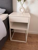 2x Ikea nachtkastje Vikhammer, Ophalen, Gebruikt, Minder dan 45 cm, Minder dan 55 cm