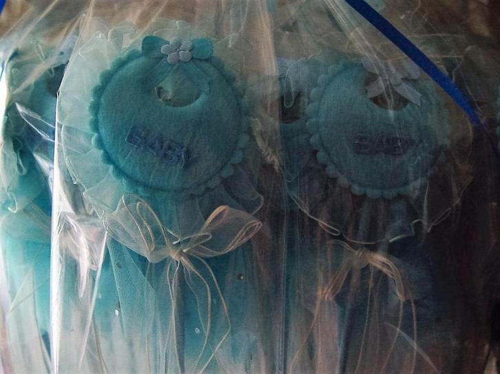 geboorte bedankjes, slabbertje met tule, Kinderen en Baby's, Kraamcadeaus en Geboorteborden, Nieuw, Ophalen of Verzenden