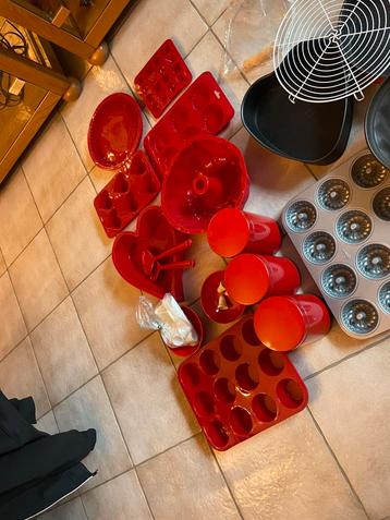 Siliconen Bakvormen + Voorraadbussen bueden vanaf€20 beschikbaar voor biedingen