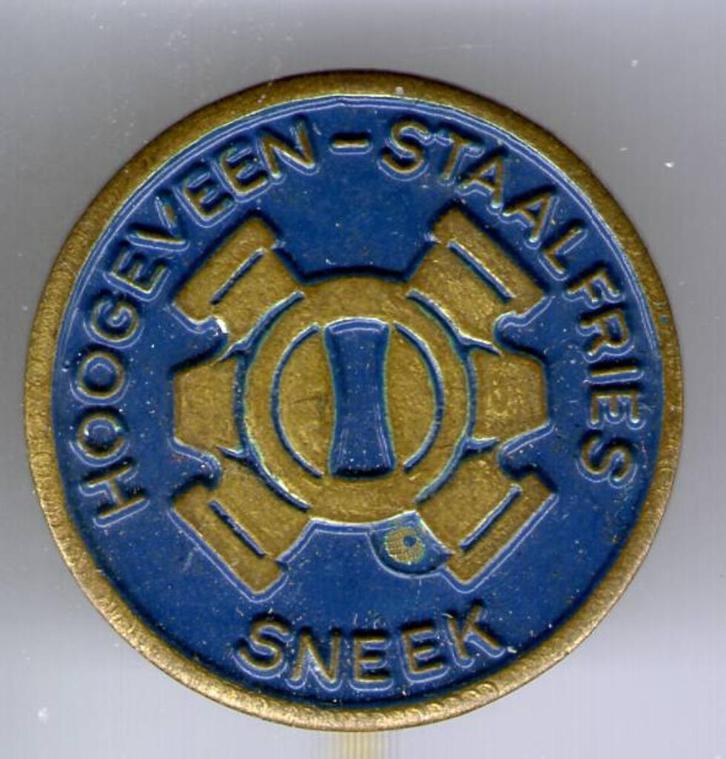 Hoogeveem Staalfries Sneek blauw op koper speldje ( P_221 ), Verzamelen, Speldjes, Pins en Buttons, Zo goed als nieuw, Speldje of Pin