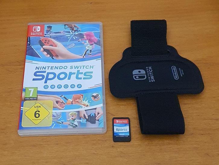 Nintendo Switch Sports (inclusief beenband), Spelcomputers en Games, Games | Nintendo Switch, Gebruikt, Sport, 3 spelers of meer