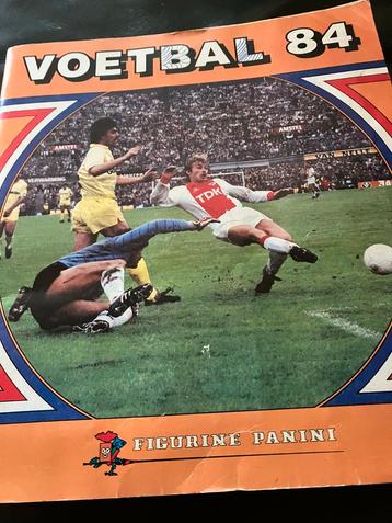 Voetbal '84 Panini Album. Niet compleet beschikbaar voor biedingen