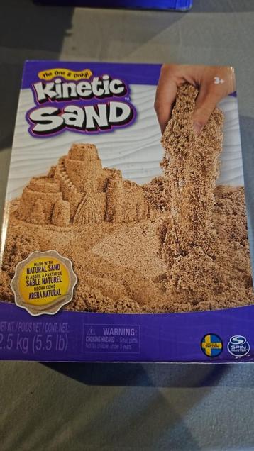 Kinetic Sand Bruin 2,5Kg beschikbaar voor biedingen