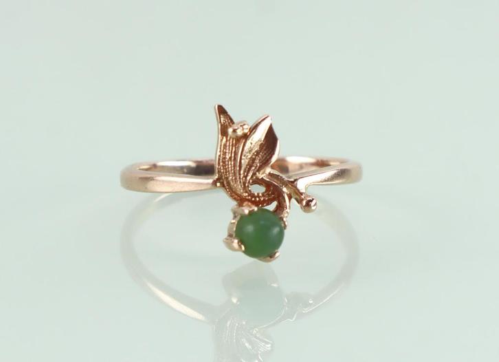 Vintage roségouden ring met jade, Sieraden, Tassen en Uiterlijk, Antieke sieraden, Ring, Goud, Met edelsteen, Ophalen of Verzenden