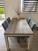 Eetkamertafel met 4 stoelen. Uitstekende staat., Huis en Inrichting, Complete inboedels, Ophalen of Verzenden