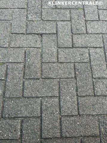 ROOIKORTING 8.000m2 grijs en antraciet betonklinkers  beschikbaar voor biedingen