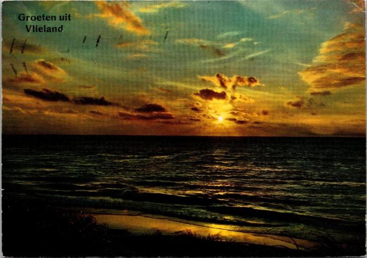 Vlieland jaren 70, Verzamelen, Ansichtkaarten | Nederland, Gelopen, Waddeneilanden, 1960 tot 1980, Verzenden