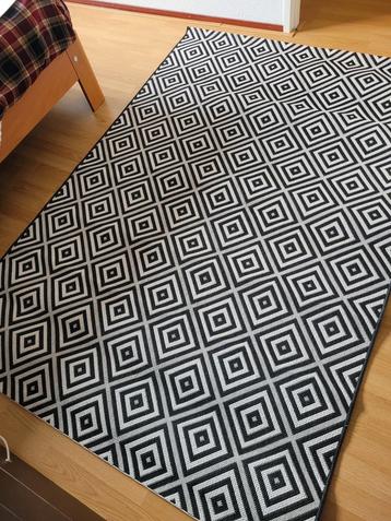 Buitenkleed ruiten 200x140 cm zwart/creme beschikbaar voor biedingen