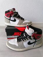 AIR JORDAN 1 RETHRO HIGH OG WHITE/BLACK-LT SMOKE GREY 42,5, Overige kleuren, Ophalen of Verzenden, Sneakers of Gympen, Gedragen