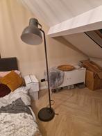 Stijlvolle staande lamp - zo goed als nieuw!, Huis en Inrichting, Lampen | Vloerlampen, Ophalen
