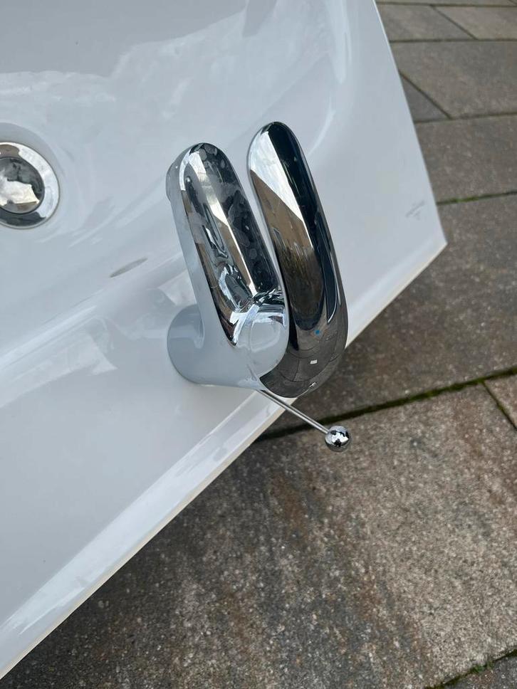 Villeroy & Boch wasbak met Grohe kraan, Doe-het-zelf en Verbouw, Sanitair, Nieuw, Wastafel, Chroom, Ophalen