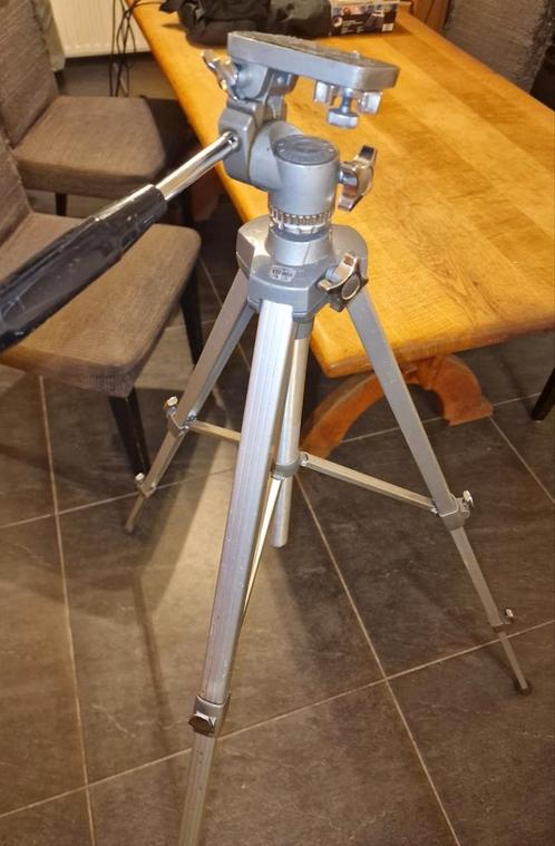 Velbon veb 3 statief fotografie camera verrekijker driepoot, Audio, Tv en Foto, Fotografie | Statieven en Balhoofden, Zo goed als nieuw