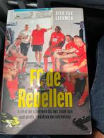 FC de Rebellen - Rick van Leeuwen, Ophalen of Verzenden, Zo goed als nieuw, Balsport