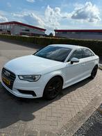 Audi A3 1.6 TDI Ultra Attr PL+ | 150pk s1 | Camera/Carplay, Auto's, Voorwielaandrijving, Euro 5, Stof, Zwart