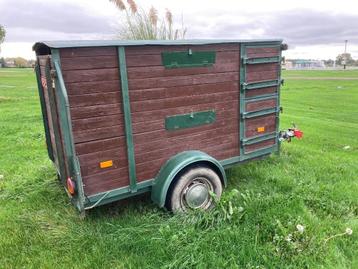 Veewagen - Aanhangwagen - Veekar  - Veevervoer - Schapenkar beschikbaar voor biedingen