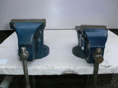 Bankschroef, Doe-het-zelf en Verbouw, Werkbanken, Gebruikt, Minder dan 70 cm, Bankschroef, Ophalen