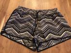 Korte broek 36 zwart/beige druk motief Denim Co, Kort, Zwart, Ophalen of Verzenden, Zo goed als nieuw