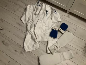 Judo karate pak  beschikbaar voor biedingen
