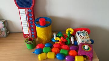 Verschillende speelgoed om met te bouwen. Alles in 1 koop beschikbaar voor biedingen