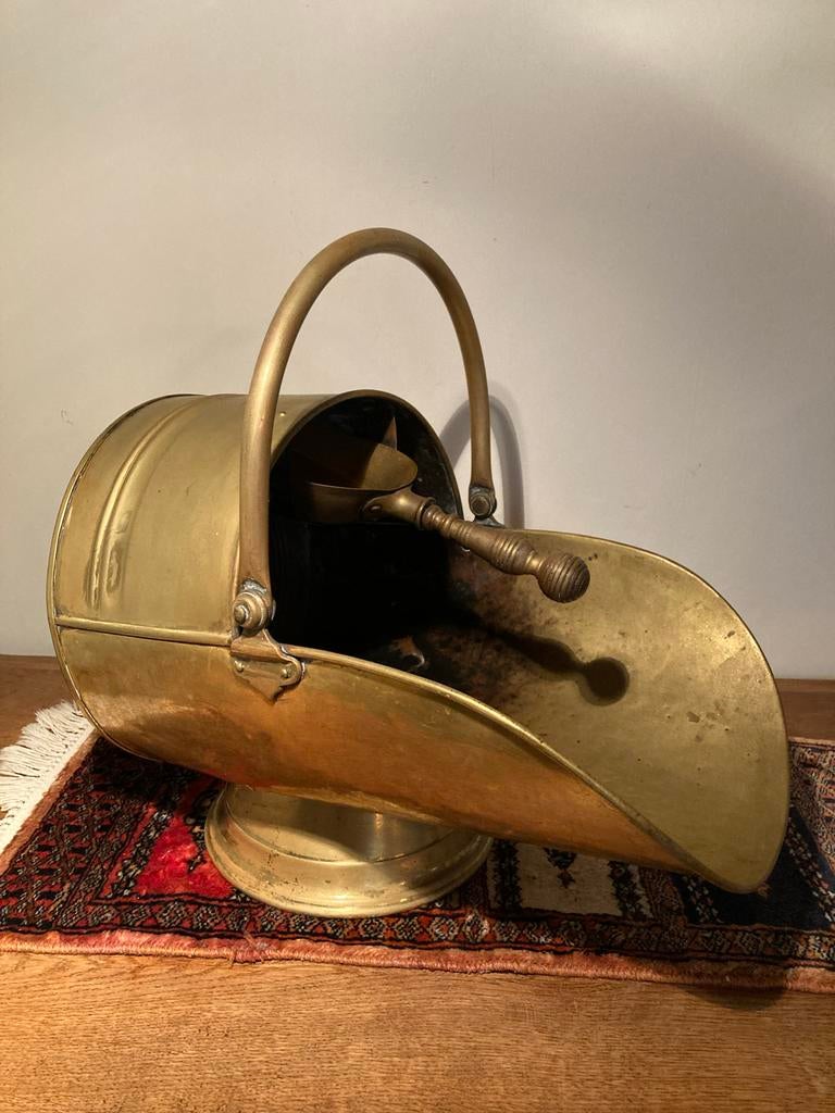 Antieke Kolenkit in Helmvorm, Vroege 19e Eeuw, Ophalen, Brons