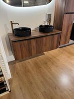 Stijlvolle Walnoot Badmeubelset met Dubbele Opzetkommen –, Huis en Inrichting, Ophalen, 25 tot 50 cm, Wasbak of Wastafel, 100 tot 150 cm