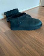 UGG Classic Ultra Korte Laars maat 39, Kleding | Dames, Schoenen, Ophalen, UGG, Zwart, Lage of Enkellaarzen