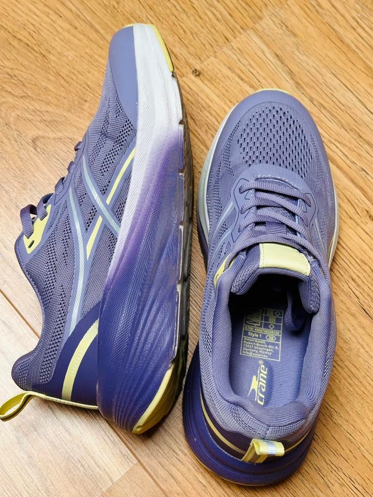 Crane running shoes with platform size 38, Sport en Fitness, Loopsport en Atletiek, Ophalen of Verzenden, Zo goed als nieuw, Hardlopen