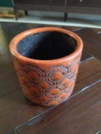 Oranje Bloempot met Geometrisch Patroon, Ophalen, Gebruikt, Rond, Tuin