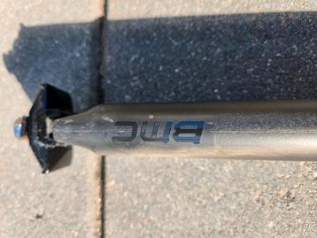 BMC carbon D-shape zadelpen. beschikbaar voor biedingen