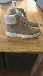 Hoge sneakers met borg voering, Kleding | Dames, Ophalen of Verzenden, Zo goed als nieuw, Sneakers of Gympen