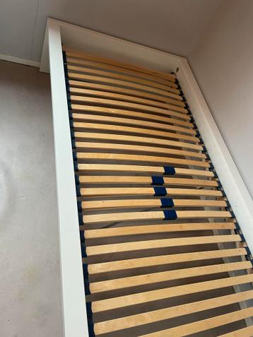 Ikea Malm Wit houten bedframe 90x200 - afbeelding 3