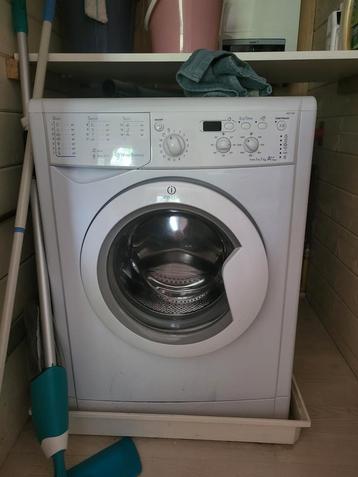Wasmachine Indisit beschikbaar voor biedingen