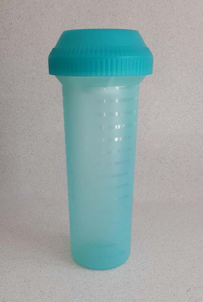 Tupperware Shaker Mix Max. 750 ml. 1 keer gebruikt, Huis en Inrichting, Keuken | Tupperware, Zo goed als nieuw, Overige typen