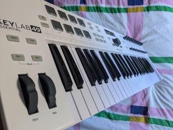 Arturia KeyLab Essential 49 White (midi controller) beschikbaar voor biedingen