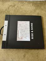 Boek met stalen behang / behangstalen, Ophalen of Verzenden, Zo goed als nieuw, Album of Boek, Overige merken